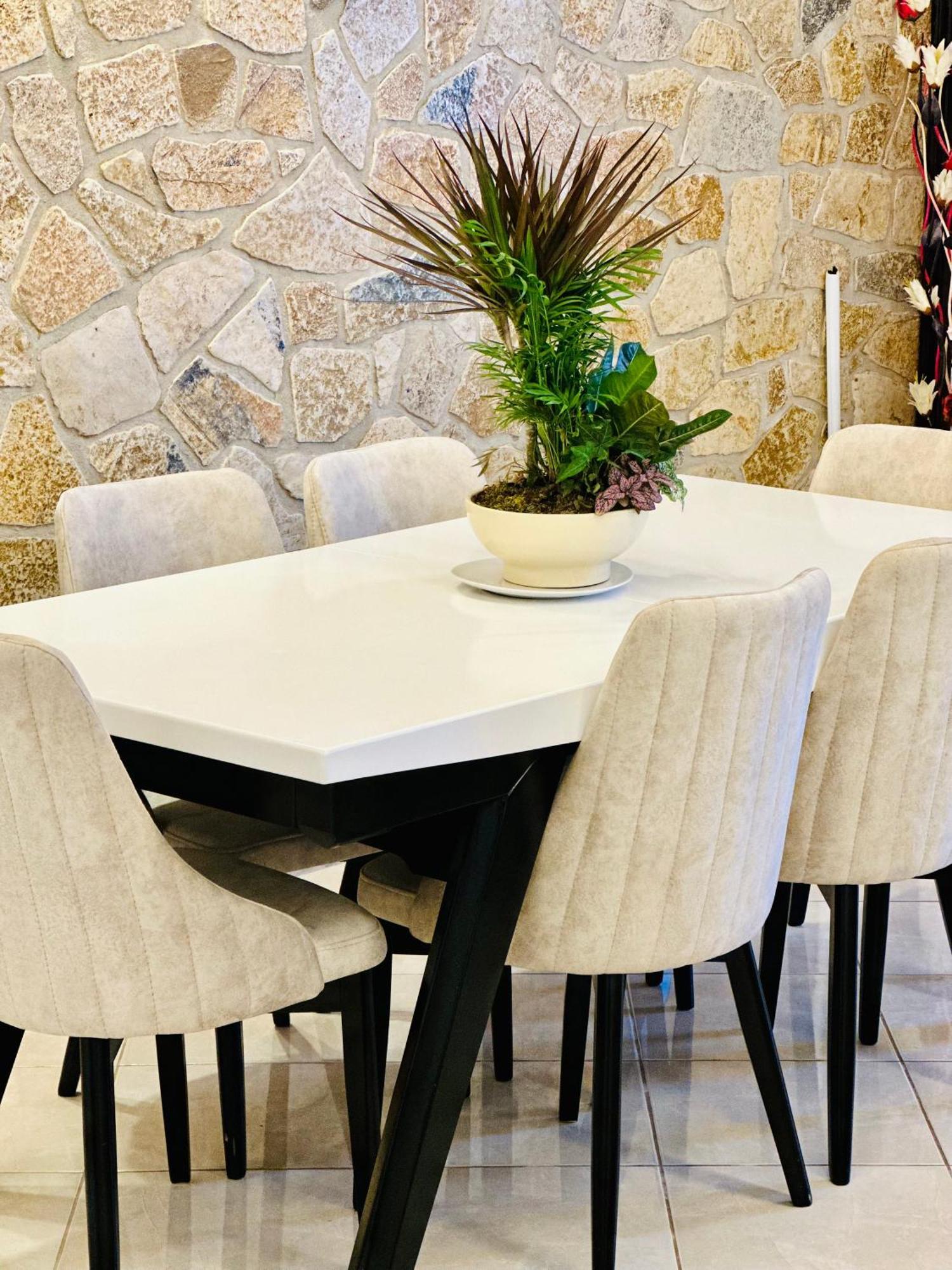 Illyrian Hotel